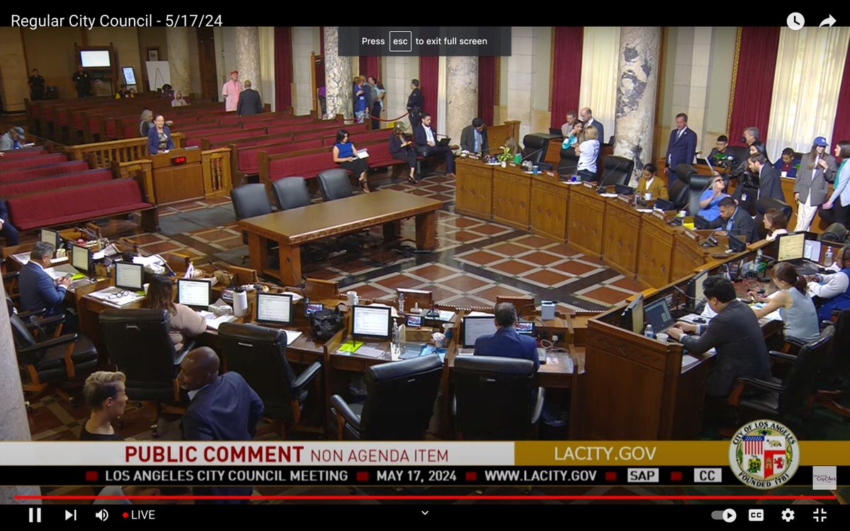 LA City Council was 'at capacity' 15-20 minutes before the meeting's scheduled start time (HUUUGE line) but as you can see now w/ the empty chambers that people looking to speak were turned away because of the long list of presentations and proclamations that took nearly 2 hrs.