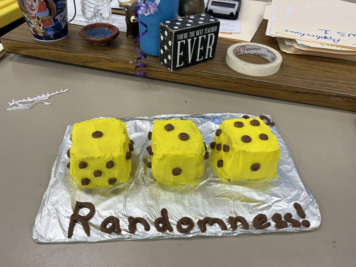 A Student made these cake dice for their final project in AP Statistics!

#APStatistics #APStats