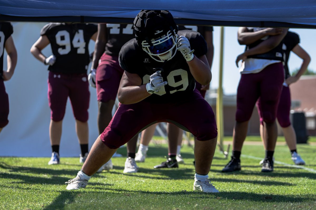 Jamestoshiesty's tweet photo. Sad to say that spring is over but also excited to get work in during summer workouts. https://t.co/rAieqkbXZH
