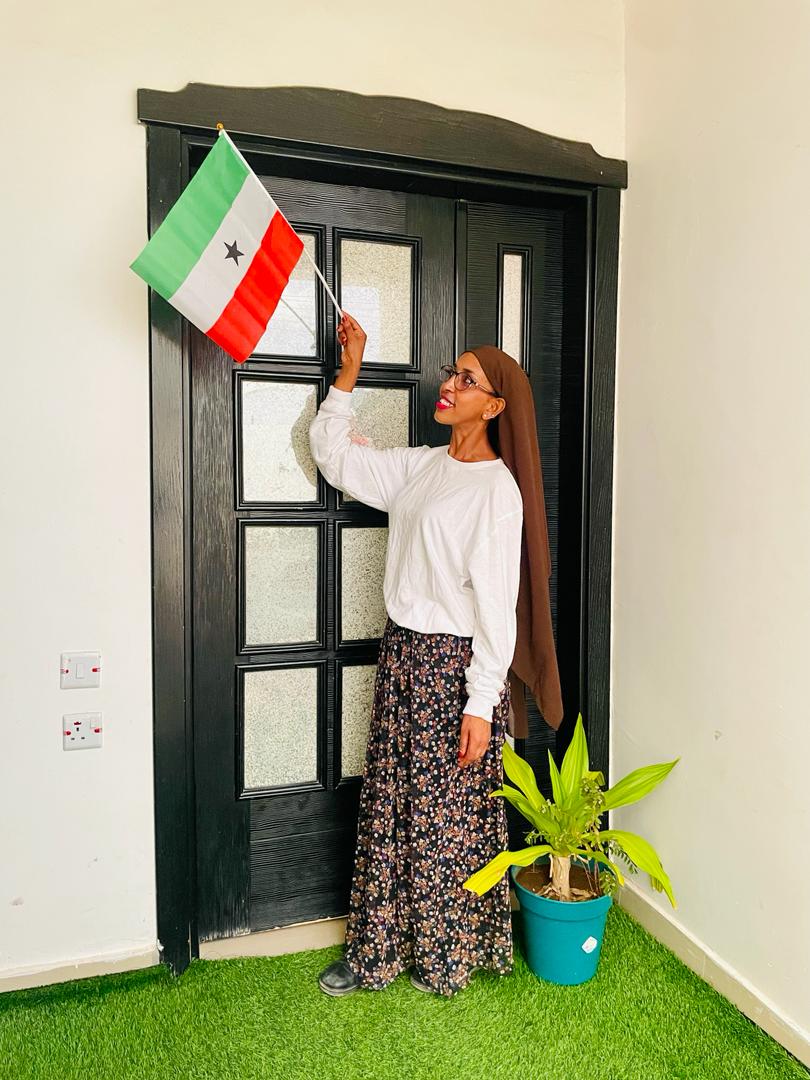 tirsity's tweet photo. Happy National Day Somaliland #18May Waa Mayee Calanka kor u qaada #Somaliland https://t.co/YXzrVF8S7Y