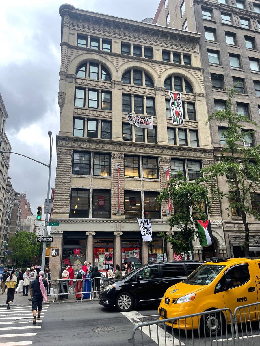 📍The New School The students and faculty of The New School have FULLY LIBERATED all 7 floors of the Lama Jamous Center (72 5th avenue) for four days, sitting atop one of main arteries of capitalism in America, the most expensive and high end shopping street in New York City.