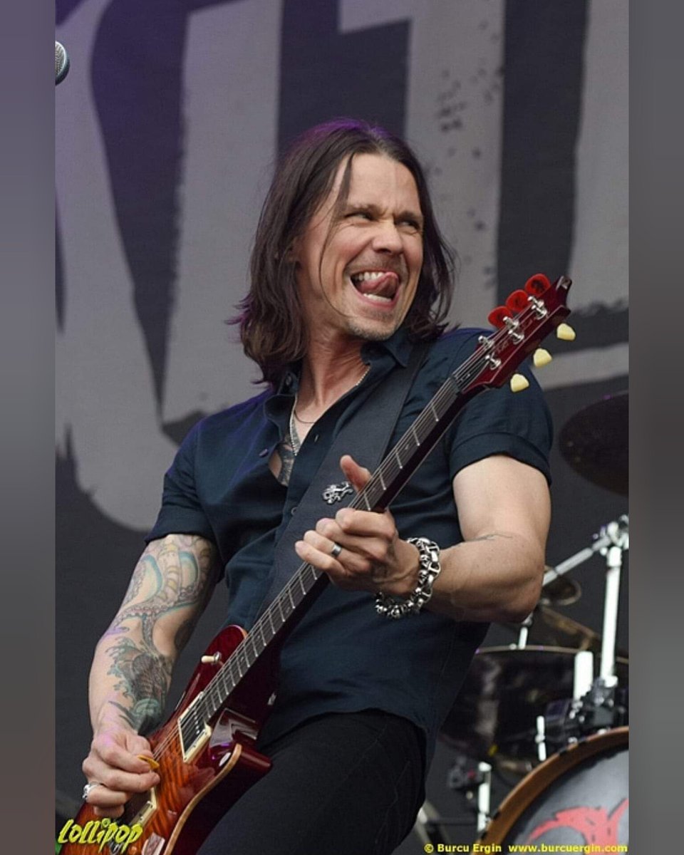 Pic of the day 💖 #MylesKennedy at Louder Than Life Festival 2016 by © @istanbullian 💥 #AlterBridge #picoftheday