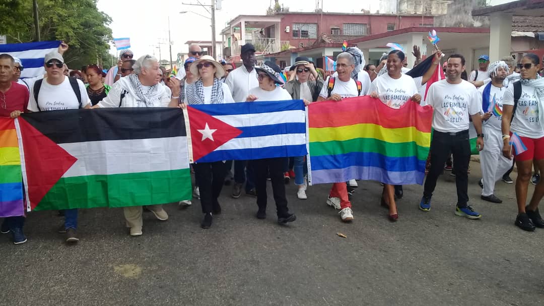 Intensa jornada de actividades hemos vivido en #Mayabeque para celebrar la Jornada contra la Homofobia, Transfobia y Bifobia. #JuntosPorMayabeque @DiazCanelB @DrRobertoMOjeda @PartidoPCC