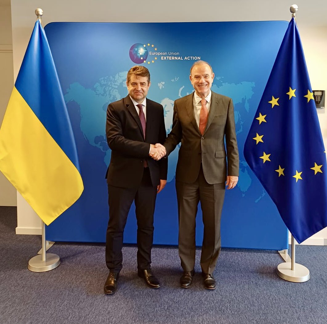 Deputy Foreign Minister 🇺🇦 @YPerebyinis and #EEAS Deputy Secretary General @enriquemora_ held Ukraine-EU political consultations. Fruitful exchange on how to enhance 🇪🇺 support to Ukraine in the face of Russia's war of aggression and advance the implementation of 🇺🇦 Peace Formula