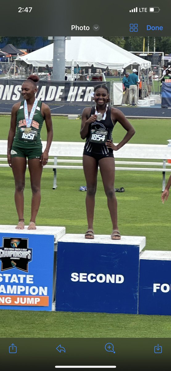 Congrats to Shamoya Clemetson for getting second place/ state runner up for girls long jump! Way to go 🤩.