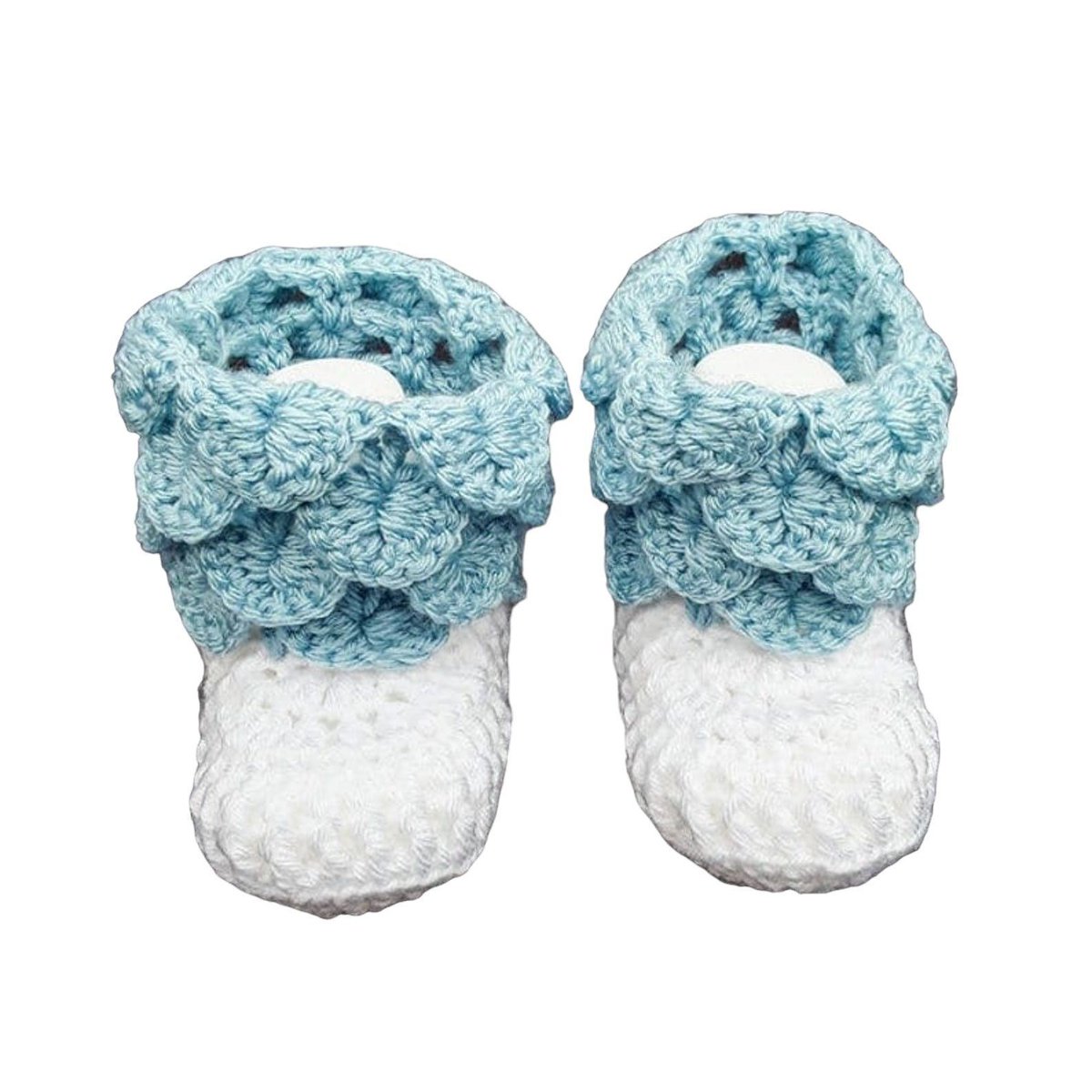 #MHHSBD 

𝗡𝗲𝘄 𝗯𝗮𝗯𝘆 𝗴𝗶𝗳𝘁 

Looking for the perfect baby gift? These blue and white crochet baby booties are just what you need. Handmade and perfect for 6-9 months old. Shop now on Etsy! 

knittingtopia.etsy.com/listing/169414…