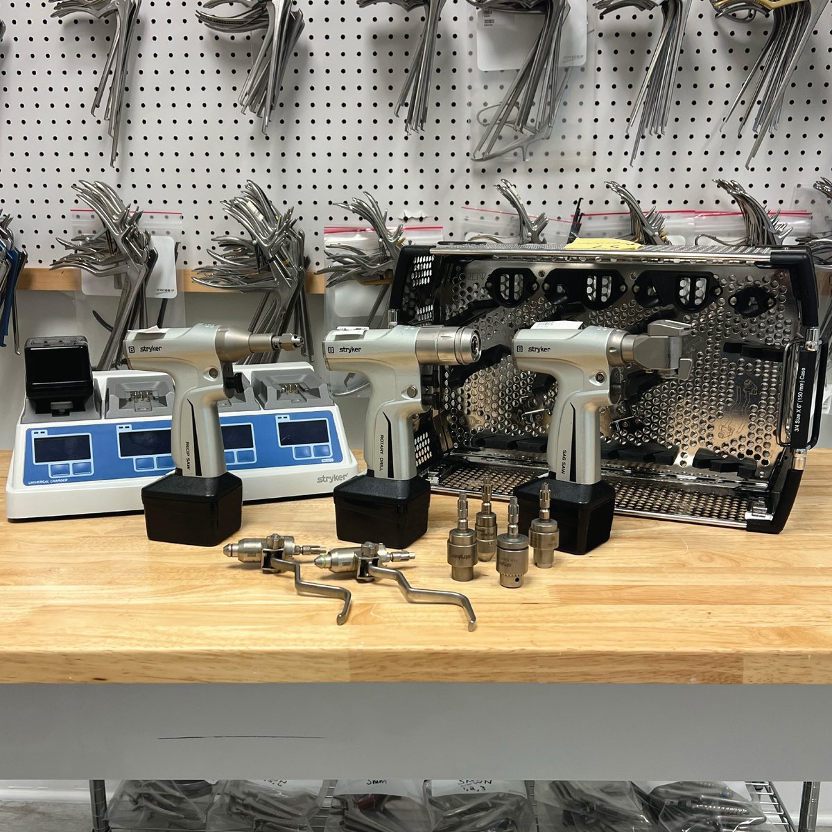 aamedicalstore's tweet image. To keep this wonderful day going, we are highlighting the Stryker System 8 Complete Drill and Saw Kit with Universal Battery Charger.  Stryker products not for resale to hospitals and surgery centers inside the United States.** #AAMedical #System8 #Stryker #FridayHighlight