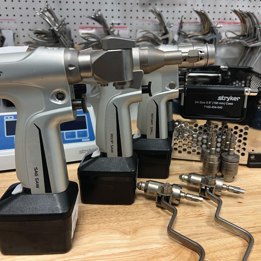 aamedicalstore's tweet image. To keep this wonderful day going, we are highlighting the Stryker System 8 Complete Drill and Saw Kit with Universal Battery Charger.  Stryker products not for resale to hospitals and surgery centers inside the United States.** #AAMedical #System8 #Stryker #FridayHighlight