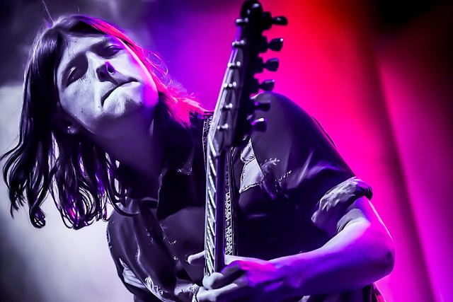 ‘Future superstar of the blues’ Toby Lee plays Fulford Arms tomorrow. Guest slot with Jools Holland awaits at York Barbican charleshutchpress.co.uk/future-superst… @tobyleeguitar @fulfordarmsyork @YorkBarbican #JoolsHolland #gig #music #blues