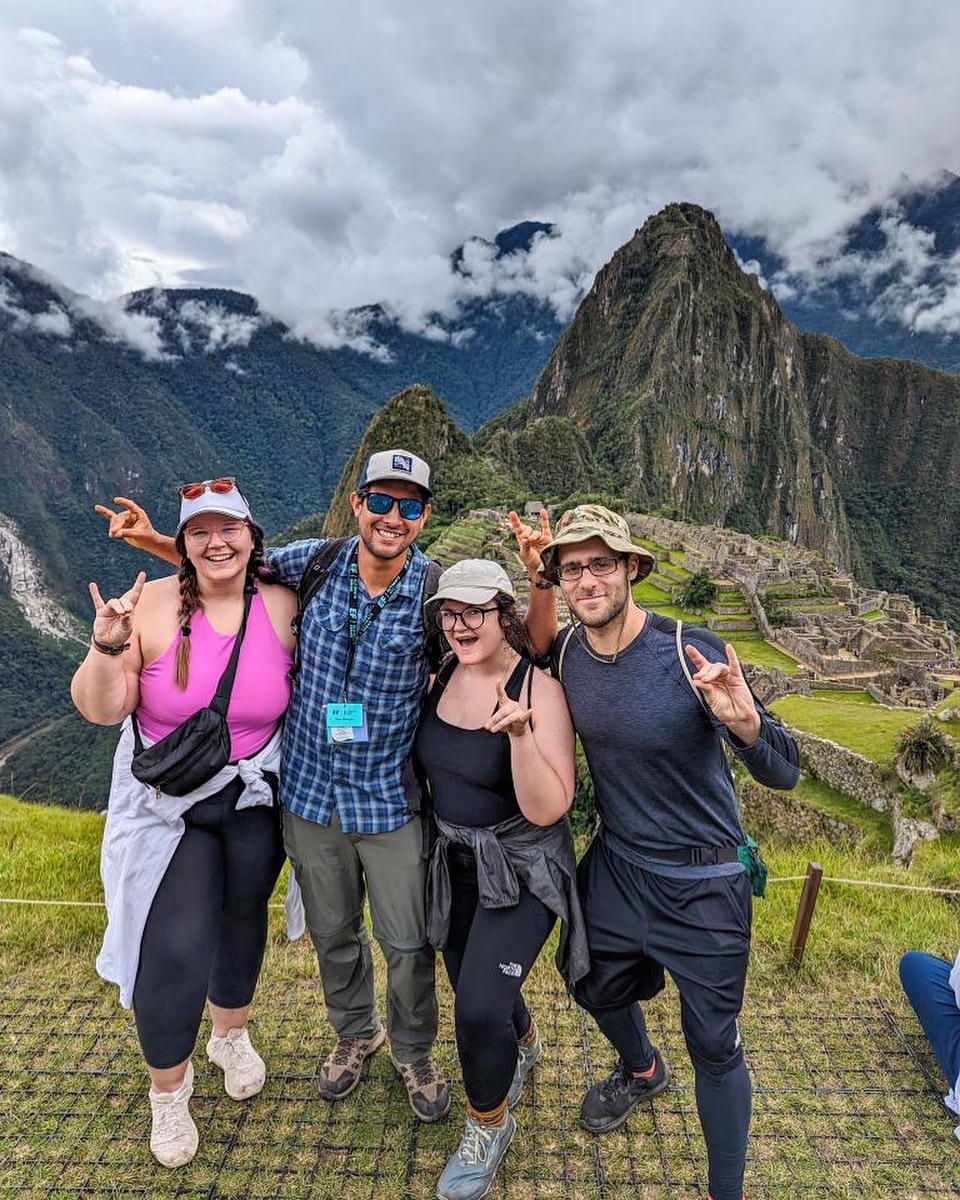 Check out these #RoadRaiders who taught their tour guide how to #RaiderUp at Machu Picchu in Peru! Don’t forget to pack your green and gold for a photo while traveling! Send your photos to socialmedia@wright.edu for a chance to be featured on official Wright State platforms.