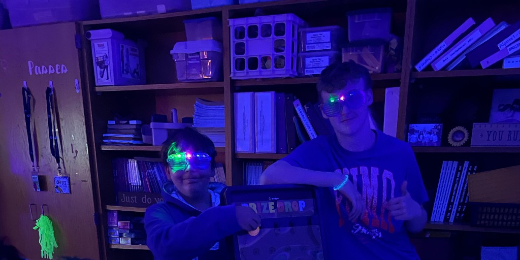 🌟GLOW DAY! 🌟 Thanks to a Mini Grant from the River Valley Education Foundation, middle school math added a bright approach to reviews this year! This week, the 7th-grade math classes took on the glow challenges and games! 💡 @RVSDSuper @River_Valley_MS