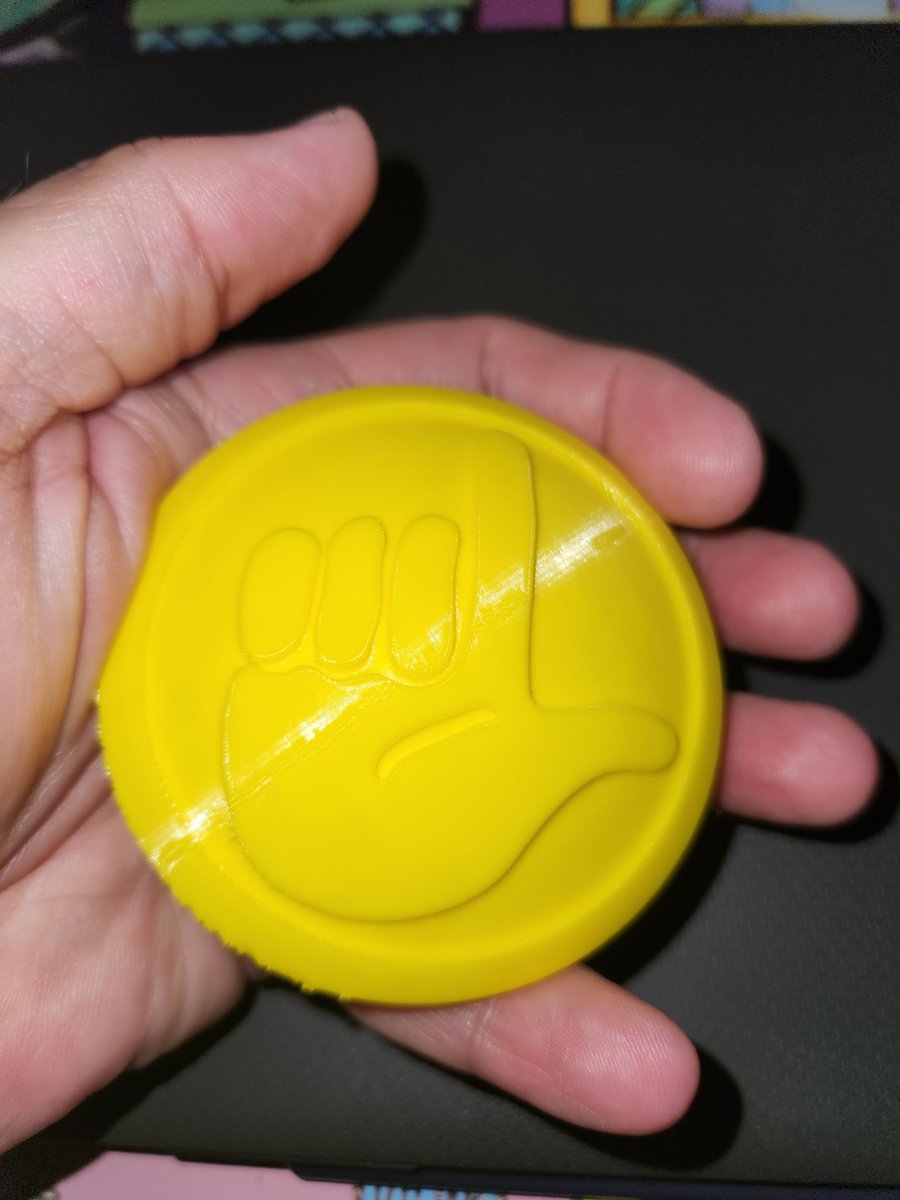 I 3D modeled and printed an @Durrymusic #losersclub icon. Its just off the printer and needs a bit of sanding