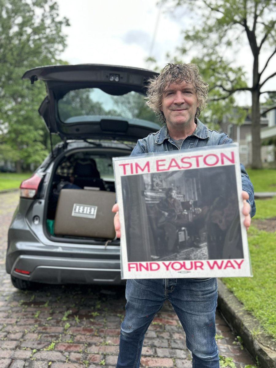 New ALL CANADIAN MADE ALBUM called FIND YOUR WAY out today. Stream it here & thanks for sharing this link. bmr.link/find-your-way