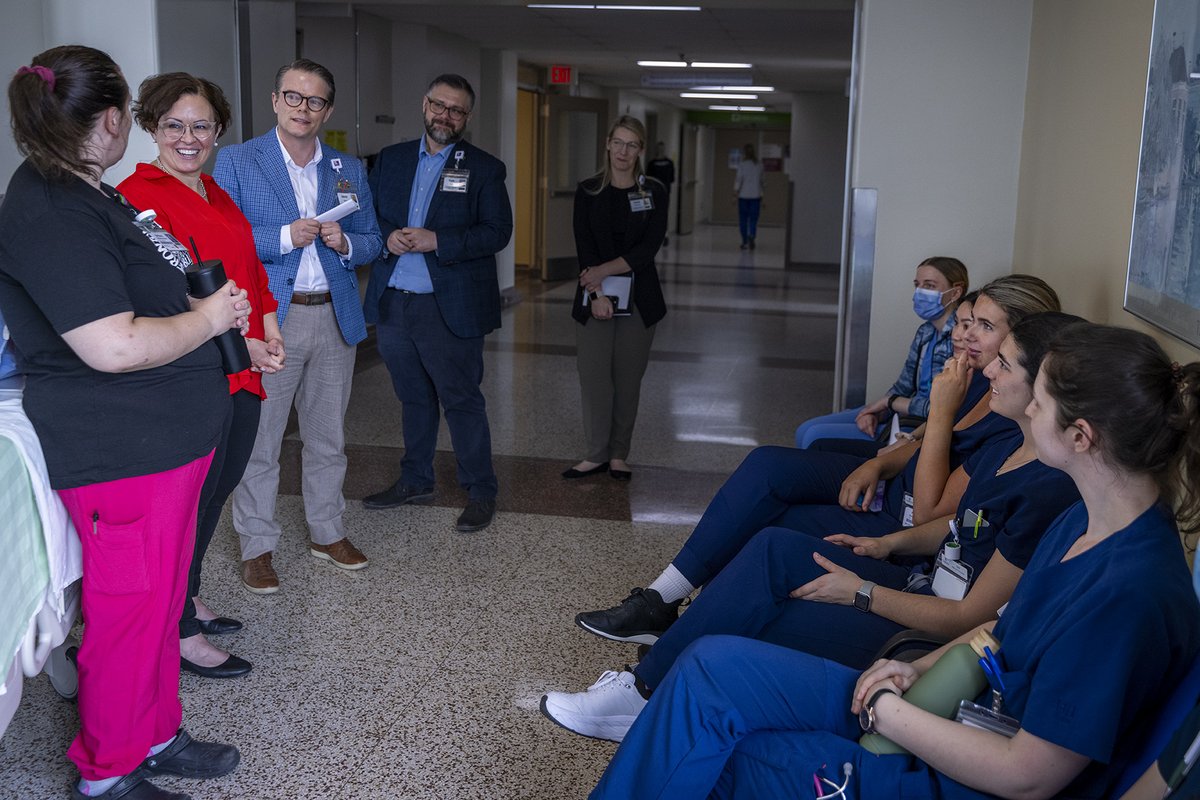 It was our pleasure to host Canada's Chief Nursing Officer @LeighChappy today to discuss the many successes taking place here at #MyKHSC. We're achieving great things in #ygk and are thrilled to highlight the many nurses that are transforming patient care. #ThisIsThePlace