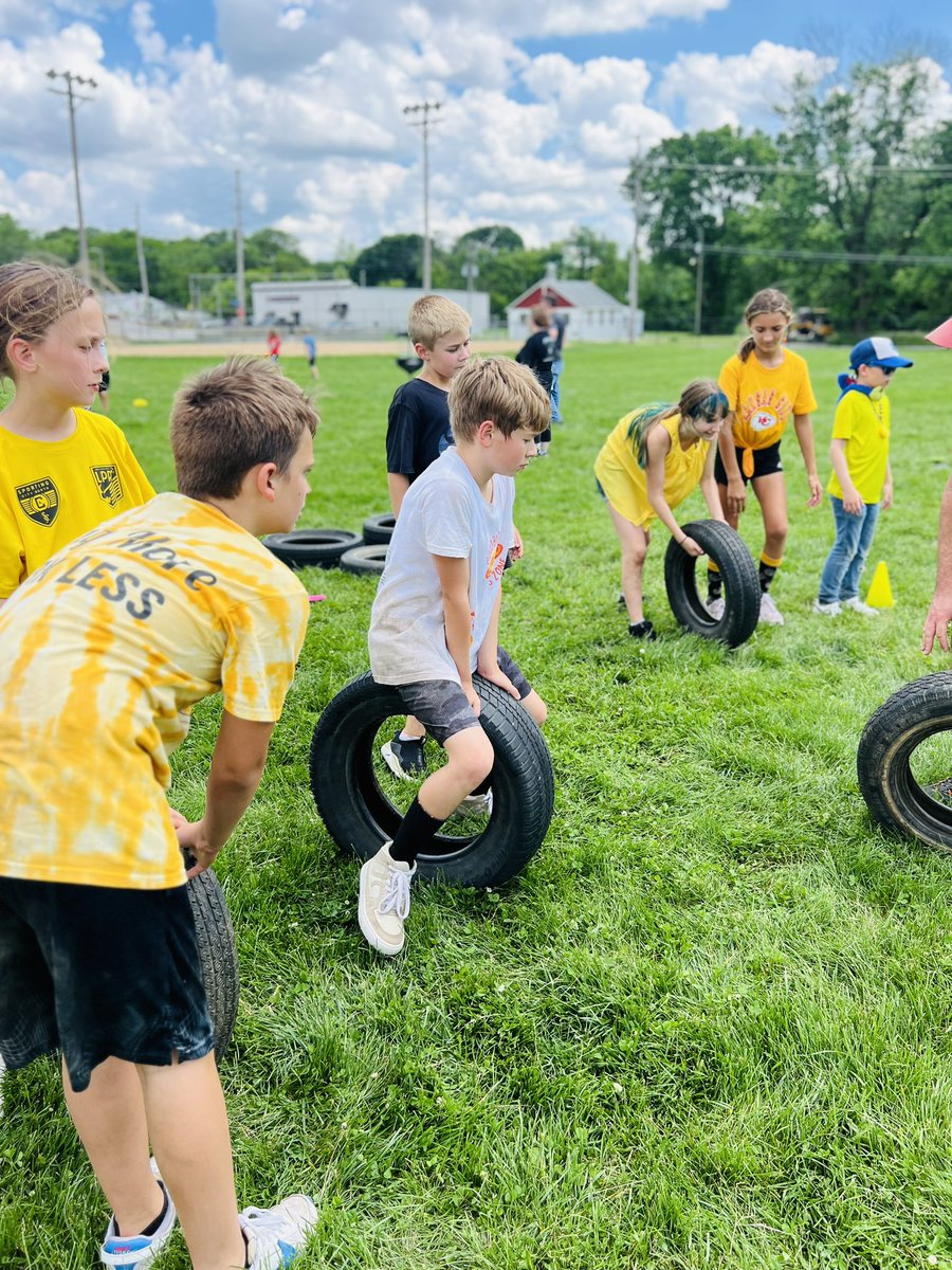 Jaysa Hartman (@hartmanjaysa) on Twitter photo What a fun field day we had! Huge shoutout to <a href="/sarandy4/">sarah schneider</a> for making this day so special for our Falcons! <a href="/LPSFranklinElem/">Franklin Elementary</a> What a fun field day we had! Huge shoutout to <a href="/sarandy4/">sarah schneider</a> for making this day so special for our Falcons! <a href="/LPSFranklinElem/">Franklin Elementary</a>