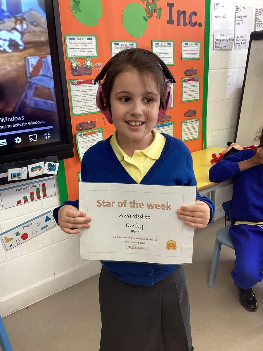 Star of the week for Maths & Phonics 🌟🌟🌟🌟🌟🌟🌟🌟🌟🌟🌟🌟🌟🌟
At one point we didn't really know how it would work out for our Em but she's absolutely smashing it. Thanks to Millstead school who really do a fantastic job looking after all our little ones ❤️❤️
#autismawareness