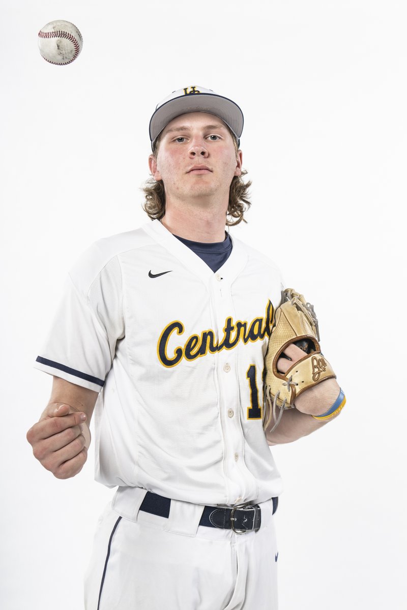 Brett Pense gets one strikeout in the top of the first and we are underway in Warrensburg! UCO 0, MSU 0 @UCOBaseball x #RollChos