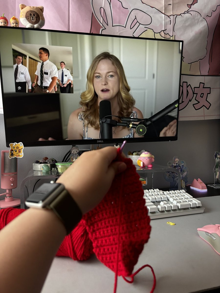 mangomiruc's tweet photo. keith n i are watching mormon videos &amp; crocheting 😭😭😭😭😭 https://t.co/gZdCT2yNLt