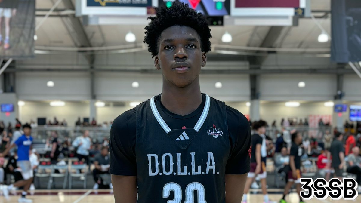 Was not expecting to focus on freshman prospects but Obinna Ekezie Jr. asserted himself on to our radar. The son of a former NBA big man, Ekezie brings great size to the game and tremendous effort on the glass. National name to keep tabs on. @ObinnaEkezieJr | @teamlillardaau
