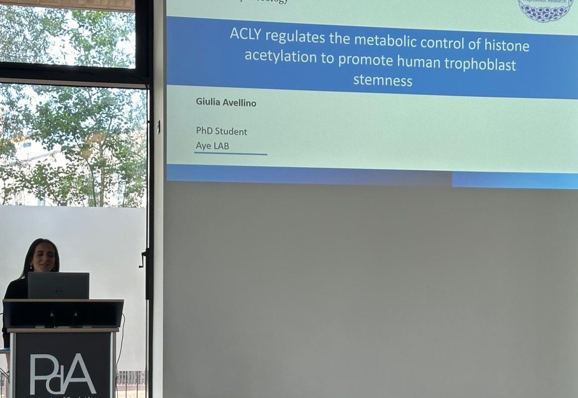 Women's Health Under The Microscope (@whum_cam_uni) on Twitter photo Two of our members <a href="/avellino_giulia/">Giulia Avellino</a> and Dafina Angelova were very proud to share their research at the CTR Away Day today 🧫🫄🔬#whum #womenshealth @CTR_Cambridge <a href="/ObsGynaeCam/">Department of Obstetrics & Gynaecology</a> Two of our members <a href="/avellino_giulia/">Giulia Avellino</a> and Dafina Angelova were very proud to share their research at the CTR Away Day today 🧫🫄🔬#whum #womenshealth @CTR_Cambridge <a href="/ObsGynaeCam/">Department of Obstetrics & Gynaecology</a>