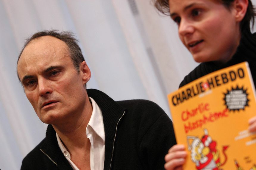 On se souvient que c'est sous la direction de Philippe Val que Charlie Hebdo avait publié les caricatures controversées de Mahomet, qui provoquèrent l'odieux attentat dont le journal fut victime. C'est aussi Val qui licencia le regretté Siné sous des accusations fallacieuses