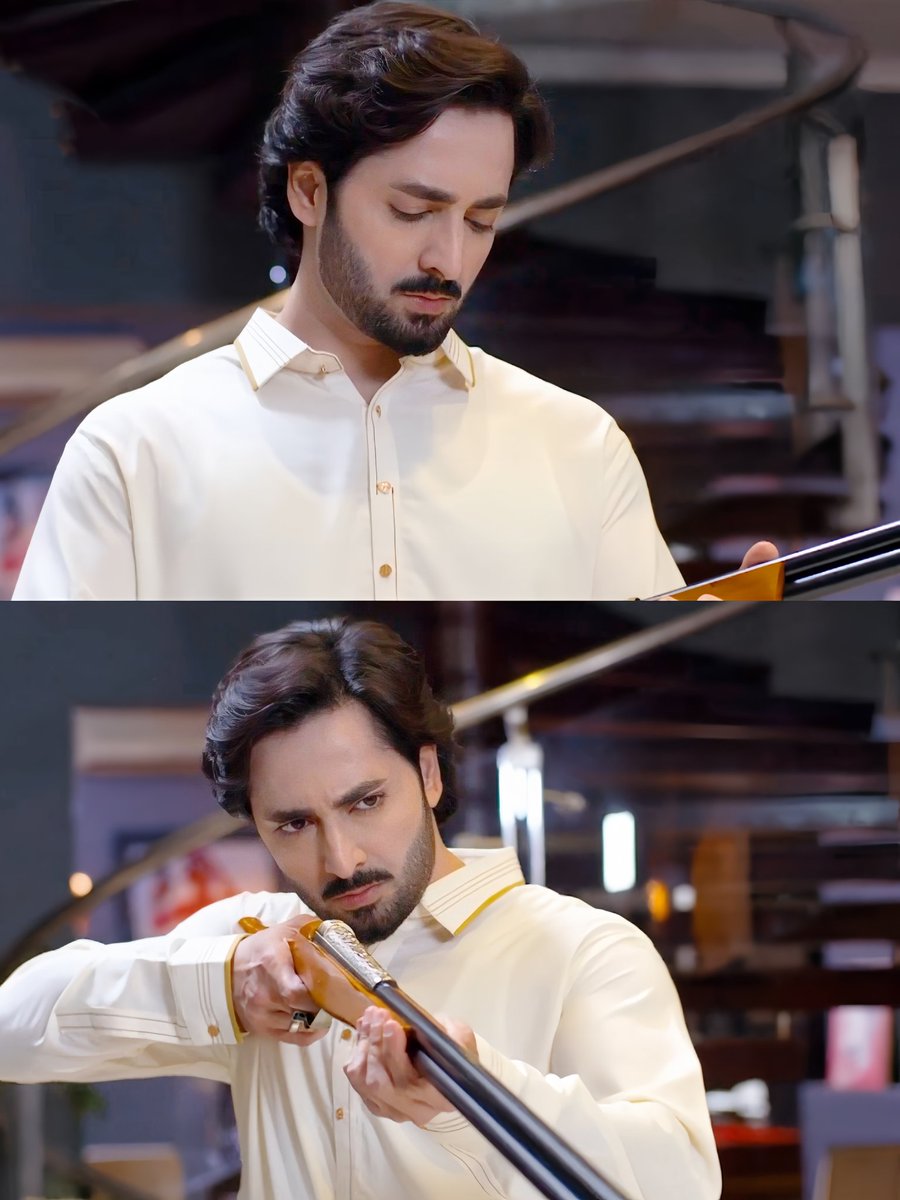 I truly sympathize with Nosherwan's unfair treatment and being entangled by someone he doesn't love💔And that person, despite ruining his happiness and life, assumed the posture of a disappointed victim😒
#DanishTaimoor
#JaanNisar 
#NosherwanGhaznavi