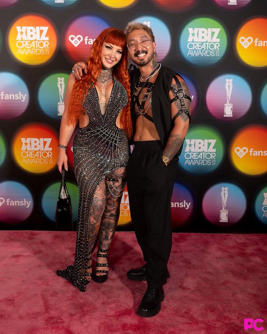 Our first red carpet!   @XBIZ @Jays_Playhouse @AustinKingPC https://t.co/gtn2nTpODS<a class="tags" href="/tag/xbiz">@xbiz</a><a class="tags" href="/tag/jays_playhouse">@jays_playhouse</a><a href="/tag/mvsales"class="tags"><span>#mvsales</span></a>