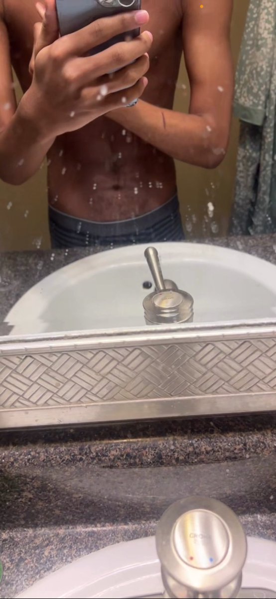 Yo @Poriysbtw mb bro dnt beat me up 😭😂