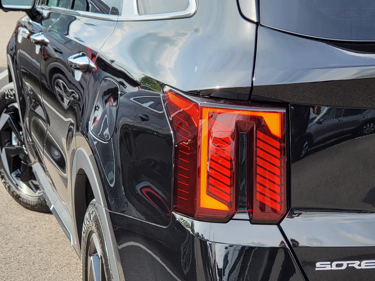 The new 2024 Sorento in gorgeous Ebony Black at Premier Kia Rochdale 🖤😮‍💨

When will you be calling in to pick it up? 

@KiaUK 

#Kia #Sorento #KiaSorento #7seatcar #7YearWarranty #newcar #2024KiaSorento #PremierAutomotive #Rochdale #Manchester #GreaterManchester