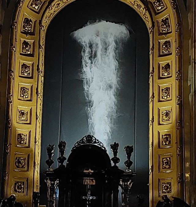 #CatholicX #CatholicTwitter The smoke of Satan has entered the Church  ----  Pope Paul VI's famous quote put inadvertently into an artistic form by the Vienna Jesuits with their Lenten Hanging 2024