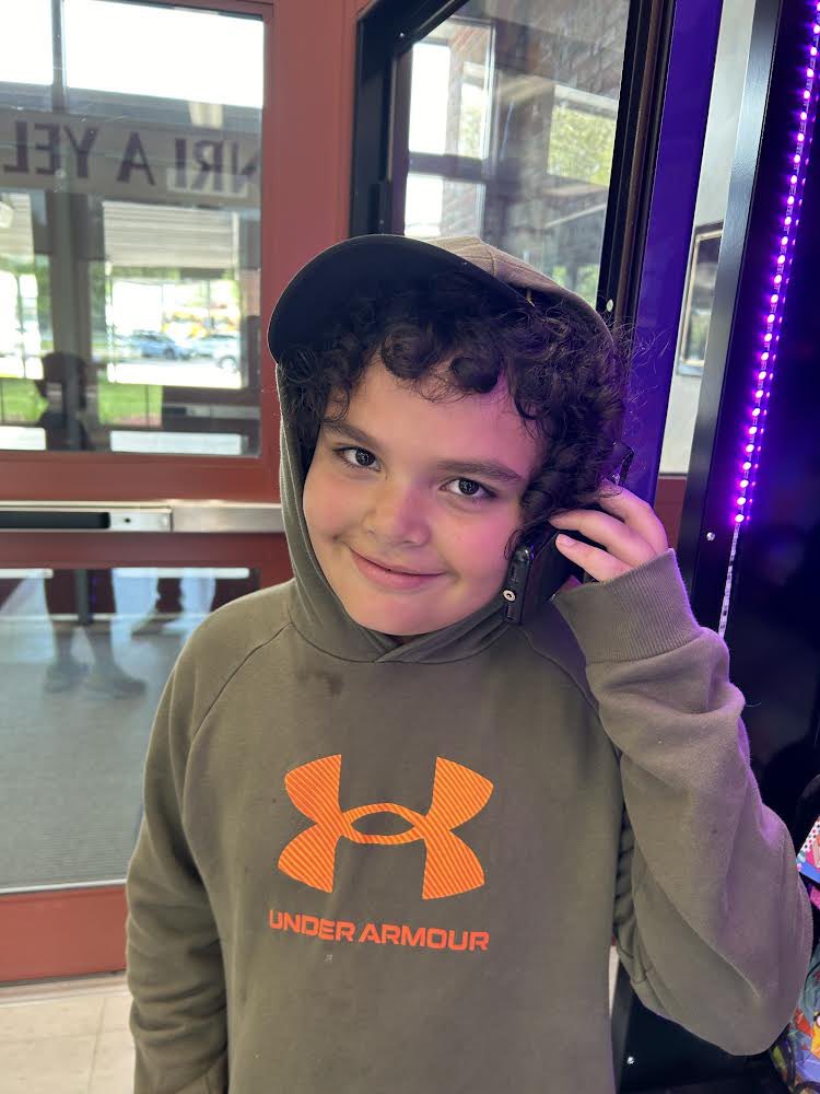 We 💜 finishing the week with awesome #GoodNewsCallOfTheDay for these 2 most deserving young men who are always so happy, smiling &amp; excited for learning. They’re #RoleModels who are always being #RespectfulResponsibleSafe in &amp; out of school. #WayToGo! #HAYNation 😀💜👍