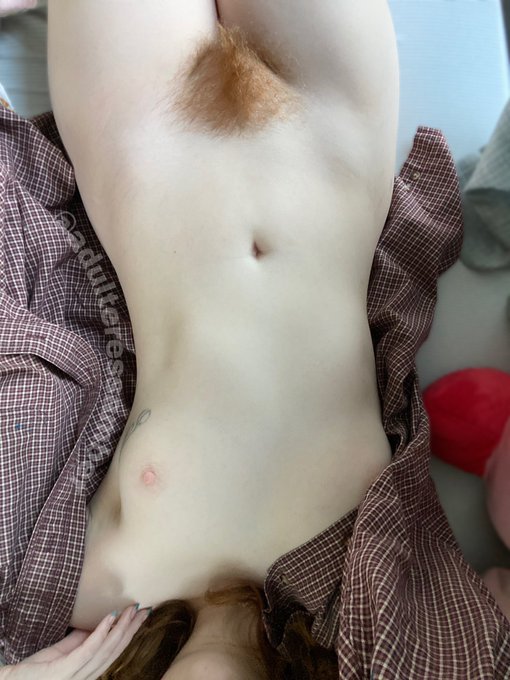 hairy girls are the hottest https://t.co/agdl0tnhkf