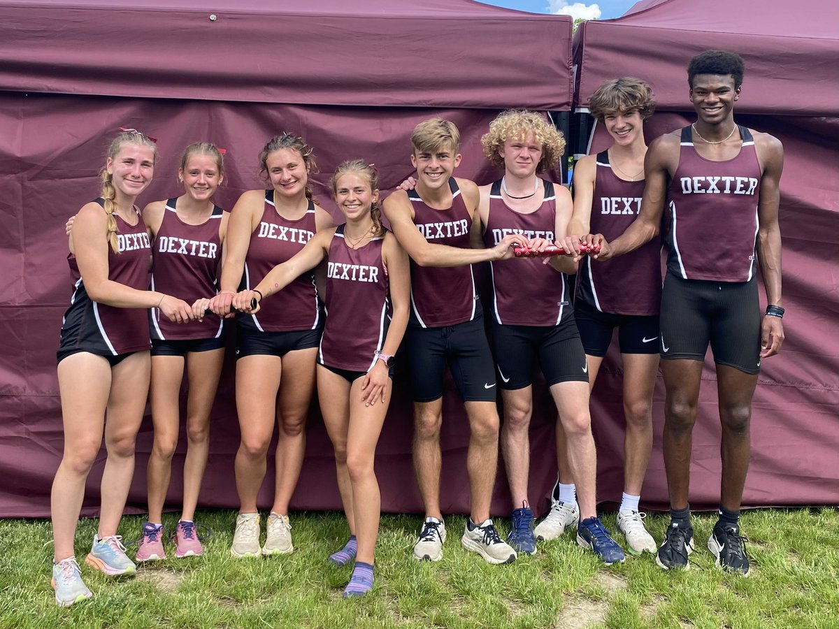 Both Boys and Girls 3200m relays qualified for the D-1 State Championships today! #DexterTrackArmy 🏃‍♂️ 🏃‍♀️