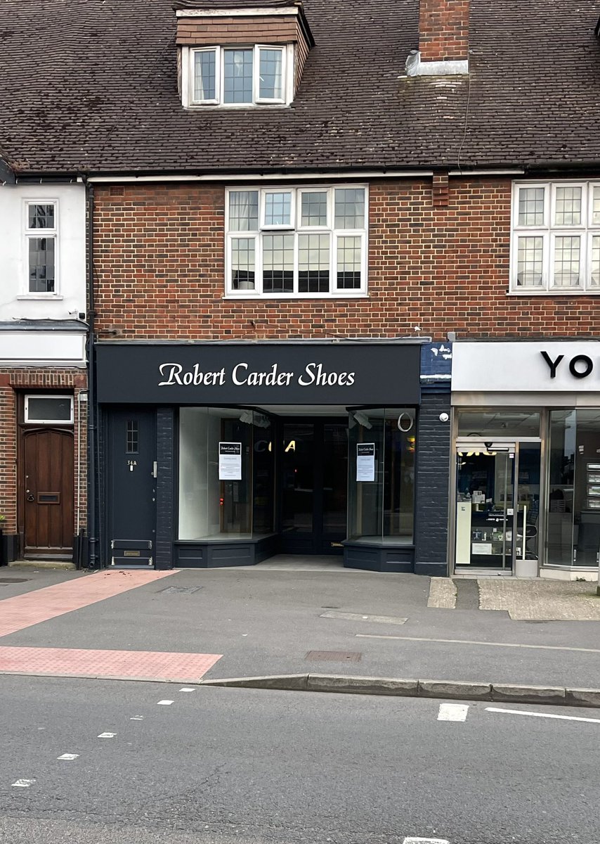 ukSJS's tweet photo. @VicLovesJesus73 @leetb77 @YourBanstead Not to worry it’s being replaced by #RobertCarderShoes who are looking for staff. Welcome to #banstead.
#BansteadJobs https://t.co/DNefadiHb7