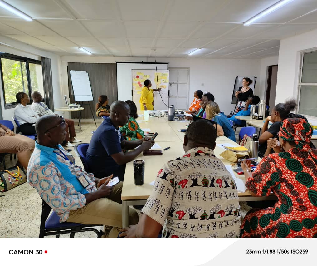 UNWOMEN_SL's tweet photo. Earlier today, @UNWOMEN_SL had a successful engagement meeting with @giz_sierraleone staff as part of efforts to popularize the #GEWEAct and fostered a conversation on #InclusionInTheWorkplace in #SierraLeone @mogca_S_L #GenderEquality #WomenEmpowerment #GenderInclusion. https://t.co/uTWpPCEsYP
