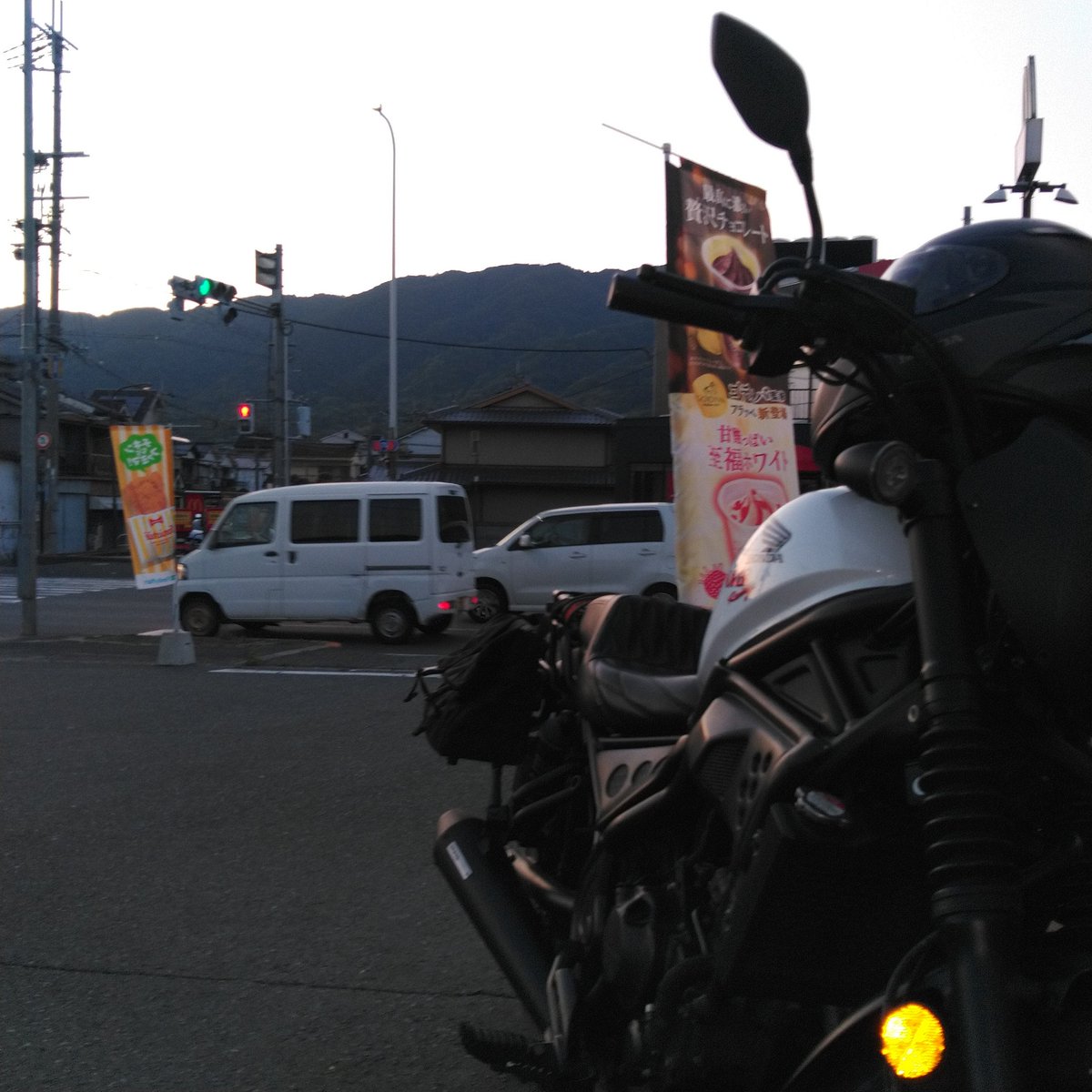 ４時１５分日の出に出陣　大阪
十三峠行き　丁度良い時間🤗
#バイク好きと繋がりたい
#レブル２５０