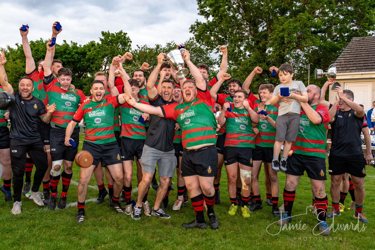 Congratulations to @DunvantRFC on winning the @wwrugby Cup tonight @ @LoughorRFC🎉 Commiserations to @gowertonrfc a valiant effort but just not to be this time.
