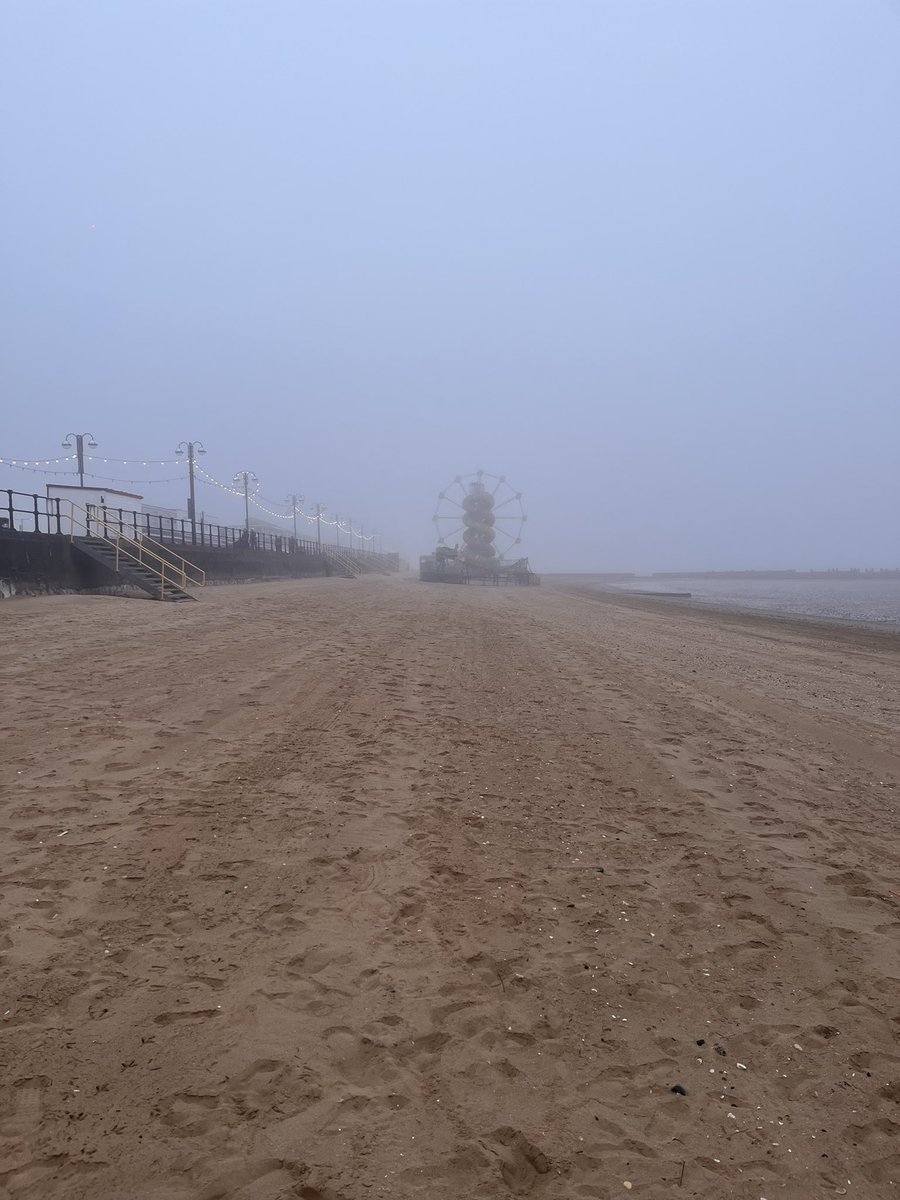 Should have been in Manchester tonight. Foggy Cleethorpes instead. Life eh