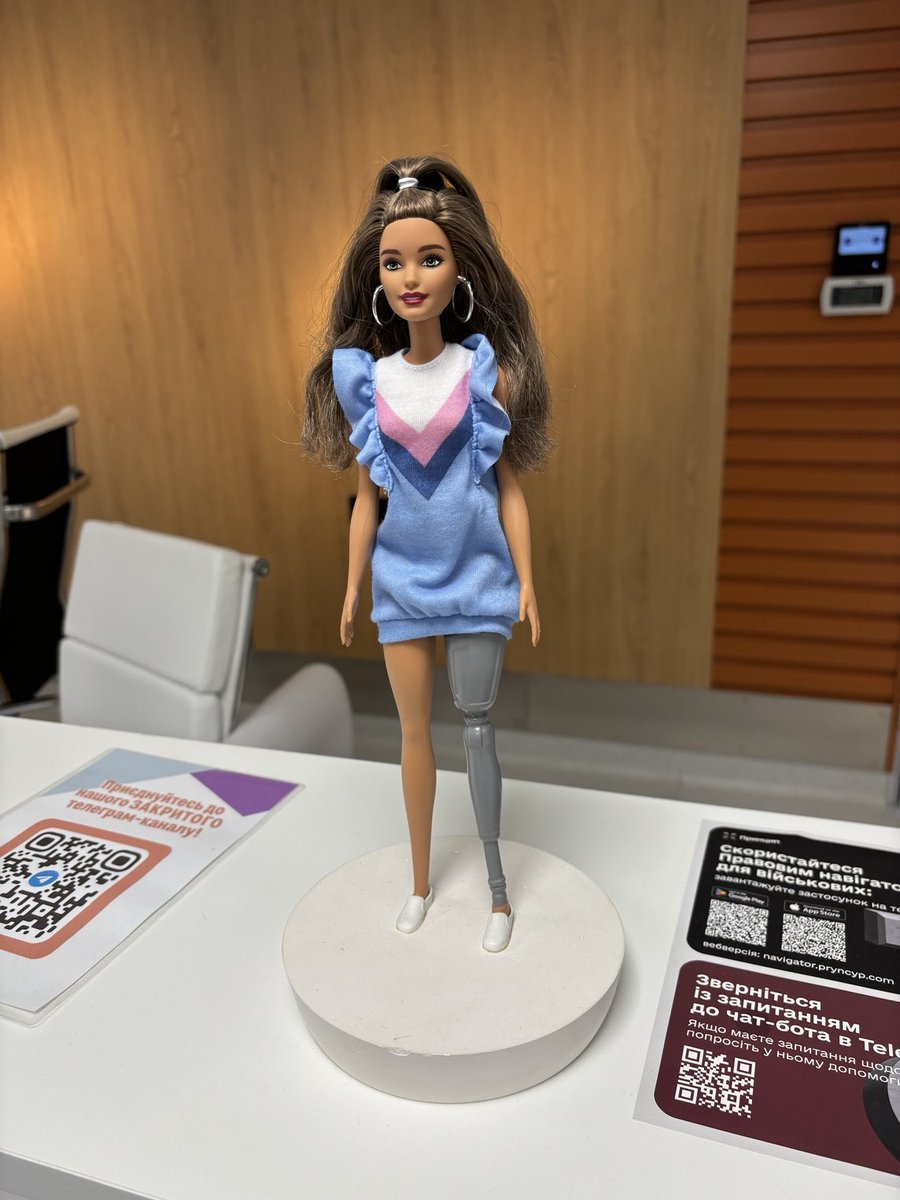 Here is Barbie at the wonderful Superhumans rehab centre in Lviv. Inspirational to see the men and women here learning to use their prostheses, learning to start living again. Terrible to see the consequences of the greedy criminals in the Kremlin.