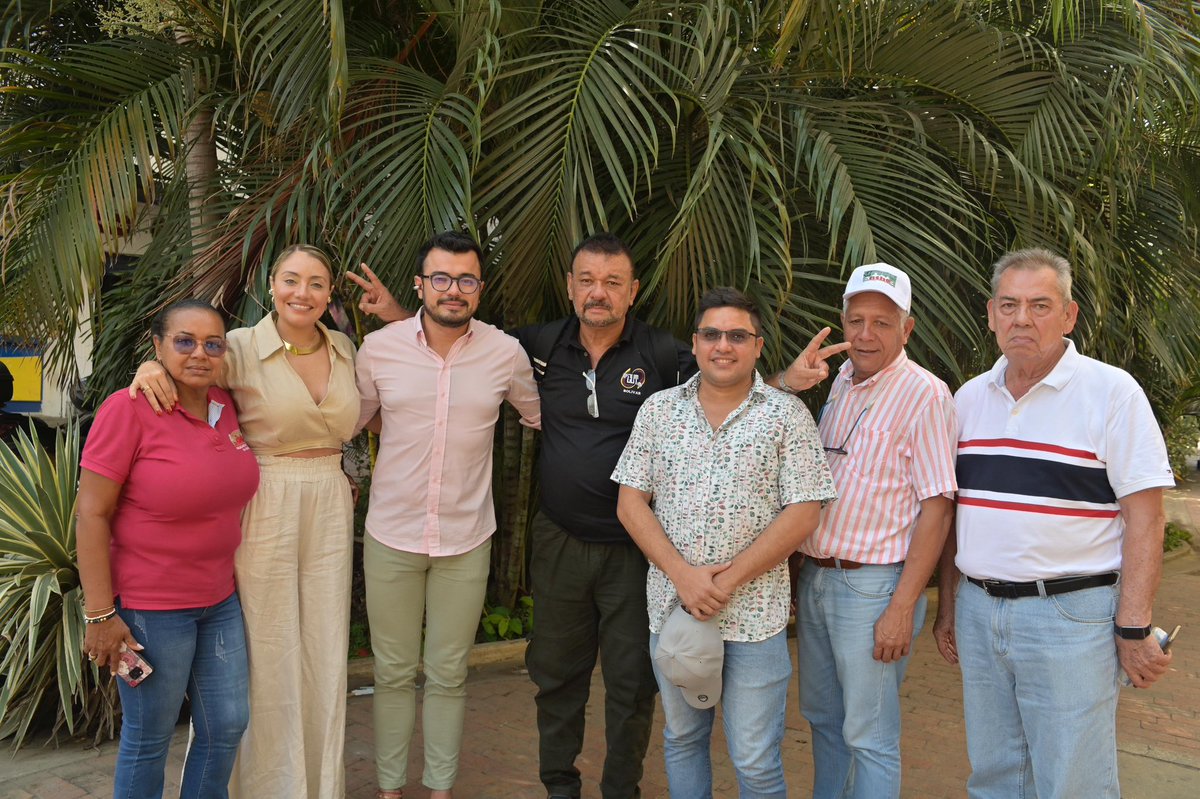 Nos reunimos con trabajadores de la ESE Cartagena, líderes sindicales de ANTHOC y CUT e IPS privadas para resaltar los avances en formalización laboral e inversión en salud para el departamento. ¡Desde la @Supersalud le cumplimos a Bolívar!