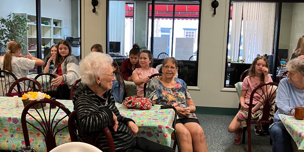 Thanks to the Saltsburg American Legion for sponsoring the Athena Club's lunch at the Saltsburg Senior Citizen Center. The girls had a great time making music and playing games with everyone! Thanks to Mr. Richards for chaperoning! @RVSDSuper @SbgPrincipal