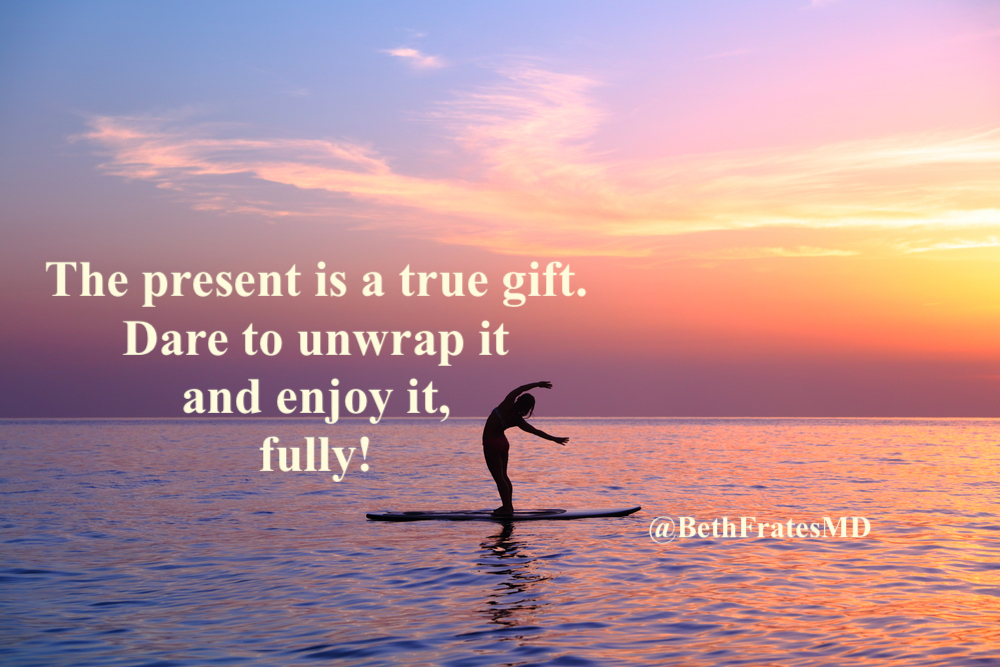 See the present as the gift 
that it truly is....🎁
🙏

#JoyTRAIN #Mindfulness #Yoga #Health