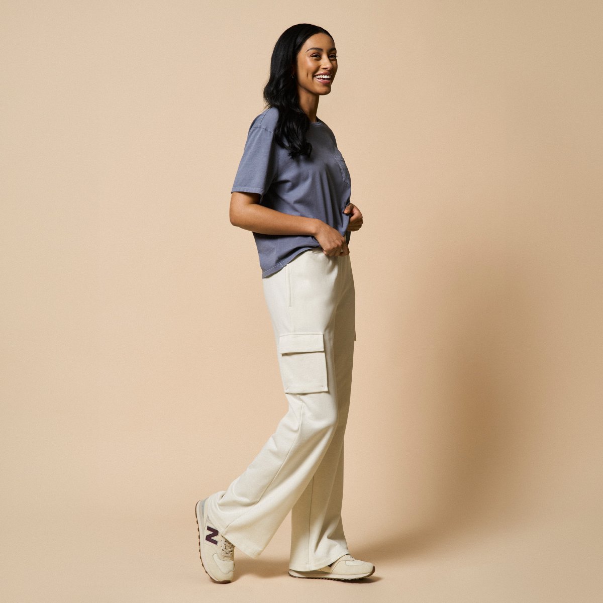 Cute, comfortable, and functional - what more could a girl want? You can have it all in our Wide Leg Cargo Sweatpants

Model Height: 6'0'
Top: ST
Bottom: ST
.
.
.
#americantall #wethetall #tallwomen #tallgirl #tallstyle #tallclothing #tallfashion #womenstyle #ootd