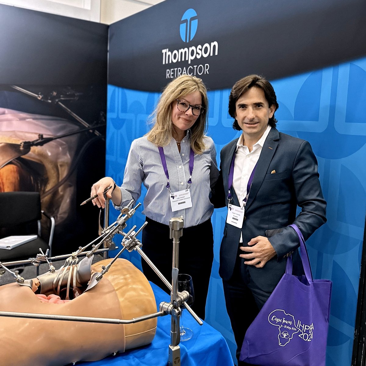 We are honored to be in South Africa as a sponsor for IHPBA! Connecting with our global surgeons! Dr. Agustin Vintimilla regarding the Thompson Retractor - 'I love it! Can't do a liver transplant without it!' Thank you, Dr.! #livertransplant #ihpba24 #transplant