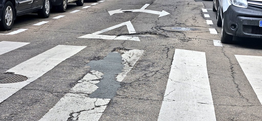 ¿Garrido is not #Salamanca?
Calle Fresno....
#Garridoisnotspain #Barriogarrido 
#garridocontigo #aqualia