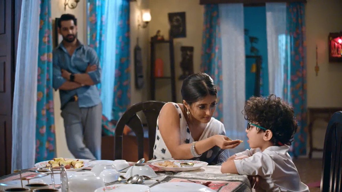 Aryaman admired the strong bond between this mother and son 🫠❣️

#MainHoonSaathTere