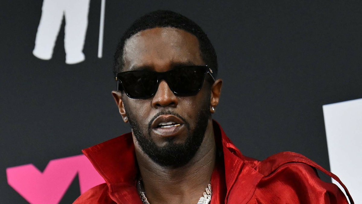 Des images du rappeur Diddy frappant son ex-compagne et remontant à 2016 dévoilées l.bfmtv.com/QO1b