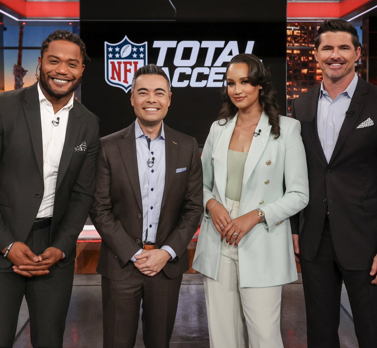 Mike_Yam's tweet image. It’s been an absolute thrill hosting @NFLTotalAccess. Today is our last show and while our team is disappointed, we are excited about what’s next for us at @nflnetwork. “Thank you” isn’t nearly enough to express the gratitude I have for the team. See you at 7est for 1 more run.