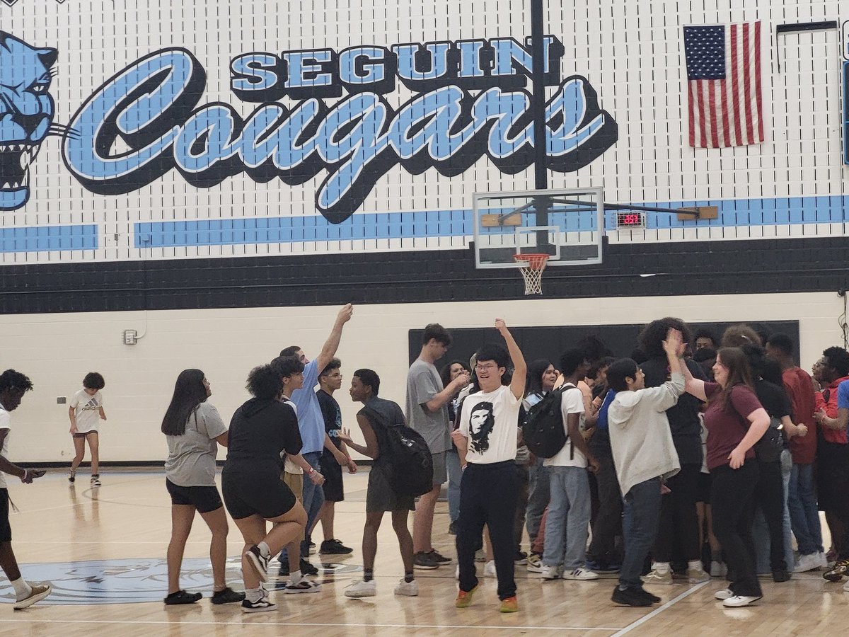 Freshmen with the win of the 23-24 Seguin HS Tri-C Cup! #SeguinRules