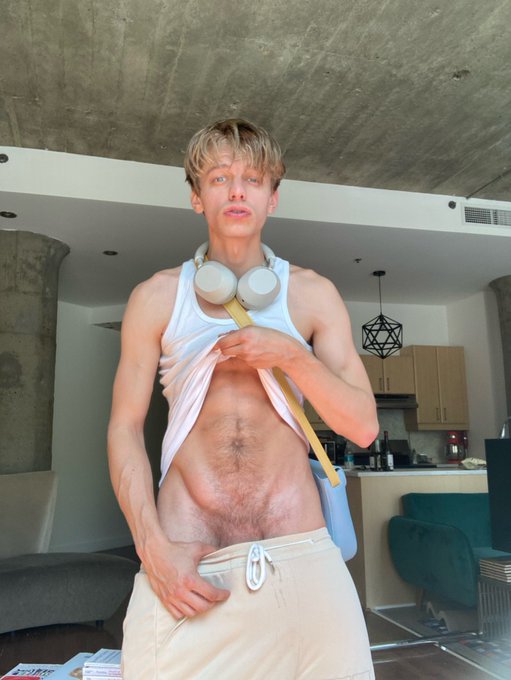 For my fisting debut I wanna do a ventriloquist bit with my hand up some guy&rsquo;s ass as he speaks like